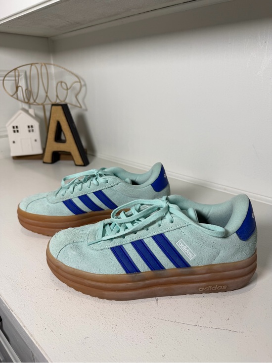 adidas Shoes - Adidas Women's 7.5 Mint Green Suede Sneakers Blue Stripe Gum Sole Casual Shoes